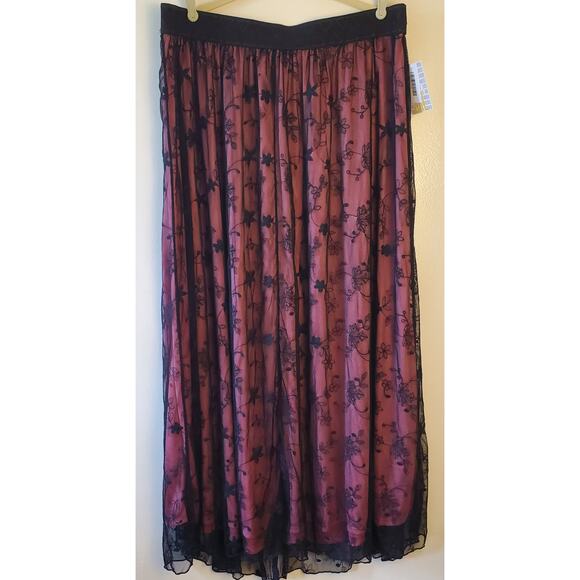 LulaRoe Skirt Maxi Pink With Black Lace Overlay Size 3XL Romantic Witchy Goth - Picture 1 of 9